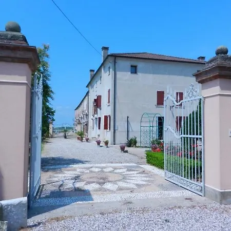 Agriturismo Corte Confina * Gavello